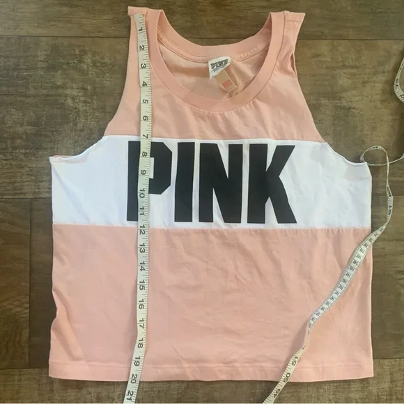 New Victoria’s Secret outfit Tank NWT and High waisted shorts - Picture 4 of 13